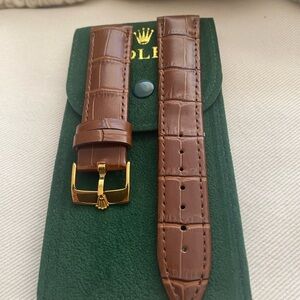 Rolex Brown Leather Crocodile-Pattern Watch Strap with Gold Buckle